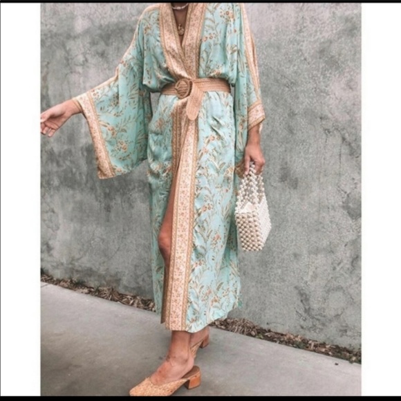 NEW BOHEMIAN VINTAGE ROBE KIMONO - Picture 4 of 14